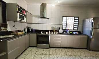 Imagem 6: Casa à venda no Guarani com 2/4 e edícula com churrasqueira