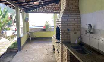 Imagem 3: Casarão em Rio das ostras e 2 ap em cima e 2 lojas na frente