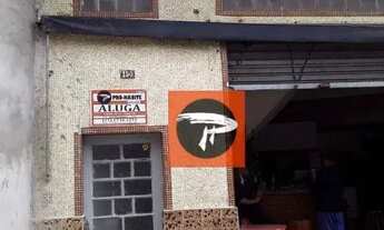 Imagem: Casa com 4 comodos para alugar, por R$ 1.400/mês