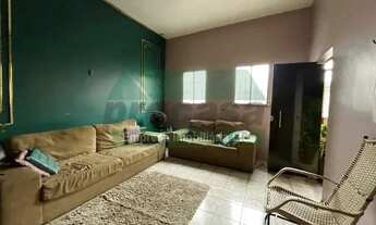 Imagem 2: Casa de rua - / Residencial / Petrópolis