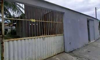 Imagem: Casa de três quartos com suíte