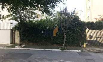 Imagem: Terreno com 320 m² com duas frentes, na