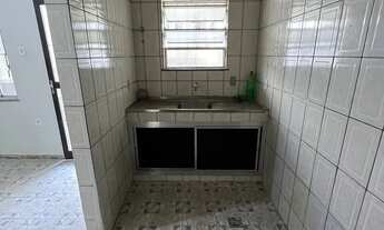 Imagem 4: Aluguel! Casa térrea ampla com varanda em Irajá - Próx. Mundial e Guanabara