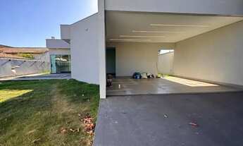 Imagem 2: Excelente Casa Térrea Nova no Santa Helena Sofisticação, Espaço e Localização Privilegiad