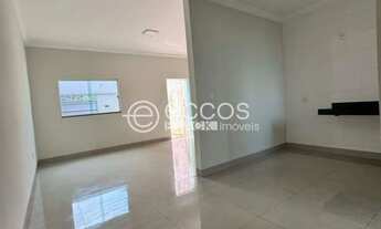 Imagem: Casa à venda, 2 quartos, 1 suíte, 2 vagas