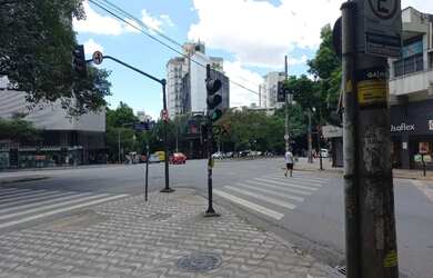 Imagem 12: Prédio comercial na Savassi