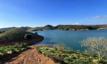 Imagem 4: Lindo Terreno em Jacareí Natureza, Tranquilidade e Pé na Água!