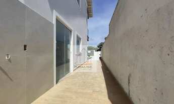 Imagem 6: Casa para Venda em Cabo Frio, Foguete, 4 dormitórios, 1 suíte, 3 banheiros, 2 vagas