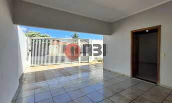 Imagem 3: Casa com piscina para locação no P.Q Res. Atlântica-sala-cozinha-3 quartos-suíte