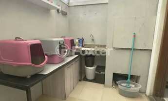 Imagem 6: Sobrado para venda possui 118 metros quadrados com 3 quartos em Medianeira - Porto Alegre