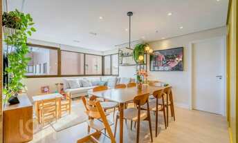 Imagem 2: Imóvel para venda tem 96 metros quadrados com 3 quartos em Bom Fim - Porto Alegre - RS