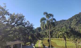 Imagem: CASA EM CLUBE DE CAMPO PRÓXIMO A CAMPO