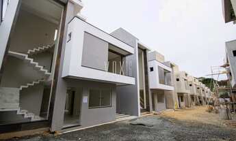 Imagem: CURITIBA - Casa de Condomínio - Xaxim