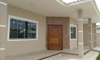 Imagem 3: Casa de alto padrão em Araruama 3 quartos quintal grande lazer completo RGI FGTS