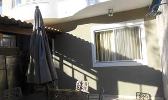 Imagem 4: Casa de condomínio para venda possui 120 metros quadrados com 4 quartos