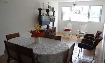 Imagem 2: Apartamento à venda com 112 metros no Papicu por R$ 240.000,00