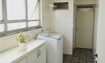 Imagem 3: Apartamento à venda com 145m², Vila Mariana, com 4 dormitórios sendo 1 suíte e 2 vagas de