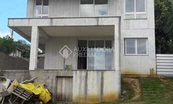 Imagem 4: CARLOS BARBOSA - Casa Padrão - Centro