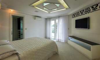 Imagem 7: Casa de condomínio à venda com 784m², 4 quartos sendo 4 suites e 6 vagas