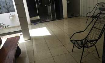 Imagem 2: Vendo casa em ótima localização aceito propostas