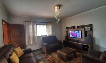 Imagem 3: VENDE-SE LINDA CASA EM SANTOS DUMOND - VILA VELHA ES COM 3 QUARTOS