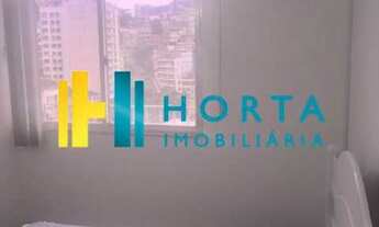 Imagem 5: Apartamento todo reformado , novo, todo em madeira, em rua nobre, lugar tranquilo. É só en