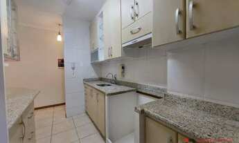 Imagem 6: Apto semimobiliado com 3 dormitórios para alugar, 79 m² por R$ 1.900 + taxas/mês - Glória