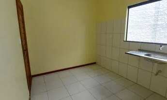 Imagem 2: Estilo Vila / Casa com 2 quartos com 64 m2 / Aceita Financiamento / Ent de 20% há 30% .