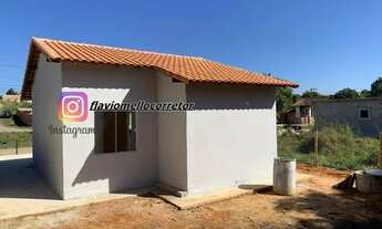 Imagem: Casa 2 quartos com Amplo quintal !! Imóvel