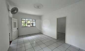 Imagem 7: Casa de esquina no Embaré