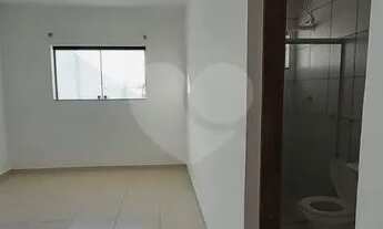 Imagem 4: Casa para aluguel possui 110 metros quadrados com 3 quartos