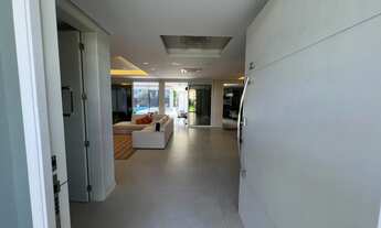 Imagem 6: Casa para aluguel e venda possui 800 metros quadrados com 5 quartos