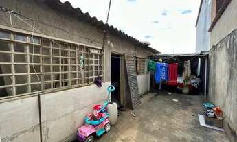 Imagem 4: Oportunidade de investimento! Lote com 3 kitnets no trecho 2 no Sol Nascente