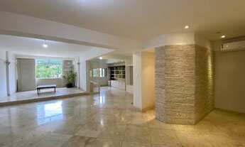 Imagem 2: Apartamento para venda ou locação com 206 metros quadrados com 3 quartos em Barra - Salvad