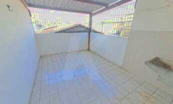 Imagem 4: Casa com 2 dormitórios, sala, cozinha, banheiro, área de serviço, garagem com portão autom