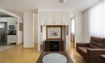 Imagem 5: Charmoso e ensolarado nas Mercês!