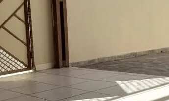 Imagem 4: Casa com 03 Quartos no Antares em Maceió-Alagoas, Banheiro Social, Salas de Estar e Jant