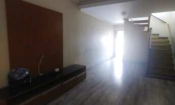 Imagem 4: Sobrado Jd.Vila Galvão-3dorms,4vagas-R$ 2.800,00 + iptu