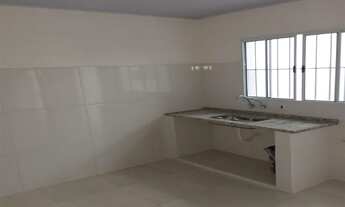 Imagem 5: 02 quartos, sala, cozinha, quintal, Wc e vaga de garagem