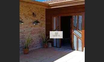 Imagem 3: Casa para Alugar em Condomínio Fechado em Jambeiro com 3 quartos - 236 metros