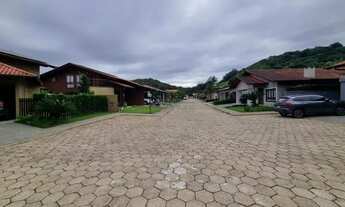 Imagem 2: CONDOMÍNIO no GLÓRIA com 3 quartos para LOCAÇÃO, 179 m²