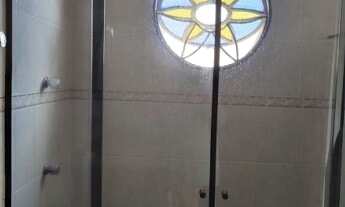 Imagem 6: Casa térrea dois dormitórios, sendo uma suíte, edícula sala-cozinha estilo americano, dorm