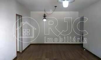 Imagem 3: Imóvel para venda tem 122 metros quadrados com 4 quartos em Grajaú - Rio de Janeiro - RJ