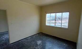 Imagem 5: Oportunidade Casa Realengo - 2 Quartos, varandão, perto conduções, escolas e Parque