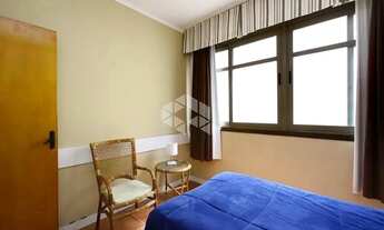 Imagem 6: Apartamento 02 dormitórios, com pátio, com 77 m², no Menino Deus