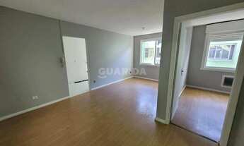 Imagem 2: Apartamento reformado de 1 dormitório no bairro Tristeza!