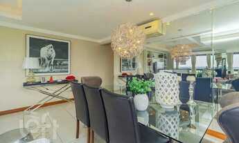 Imagem 4: Apartamento à venda em Menino Deus com 128 m², 3 quartos, 1 suíte, 2 vagas