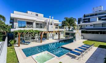 Imagem 2: Casa para aluguel com 700 metros quadrados com 5 quartos.