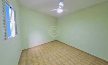 Imagem 3: Casa de rua : / Residencial / Jardim Palladino