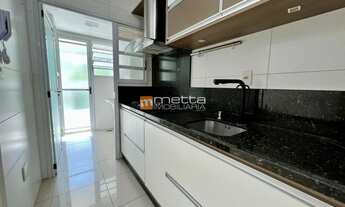 Imagem 2: Apartamento com móveis planejados e sol da manhã no João Paulo - Vista para o verde